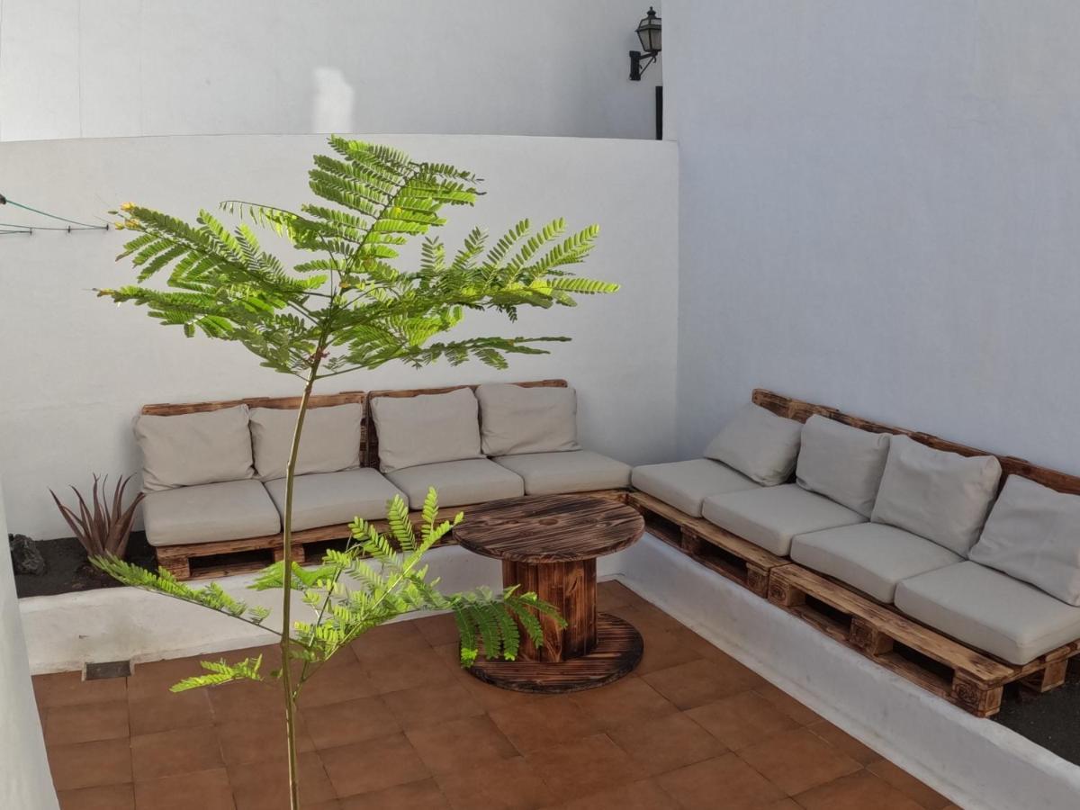 Cozy Waterman Beach House Costa Teguise Εξωτερικό φωτογραφία