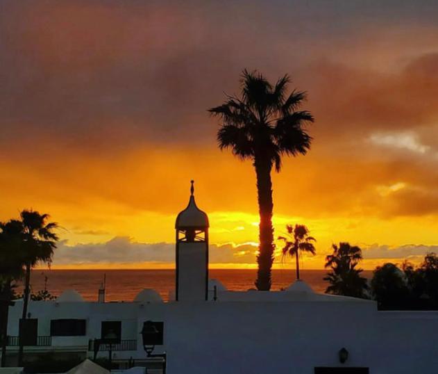 Cozy Waterman Beach House Costa Teguise Εξωτερικό φωτογραφία